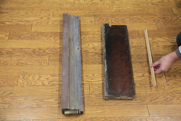 教会の廃材と部品